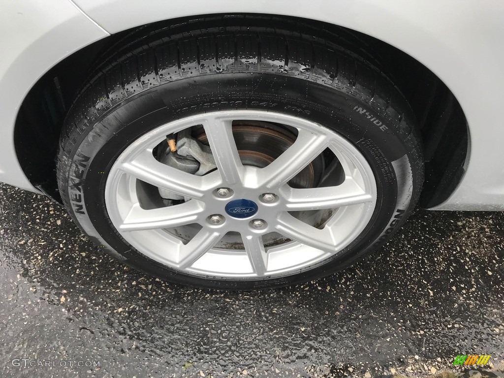 2019 Fiesta SE Sedan - Ingot Silver / Charcoal Black photo #41