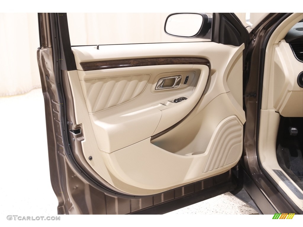 2015 Taurus Limited - Caribou Metallic / Dune photo #4