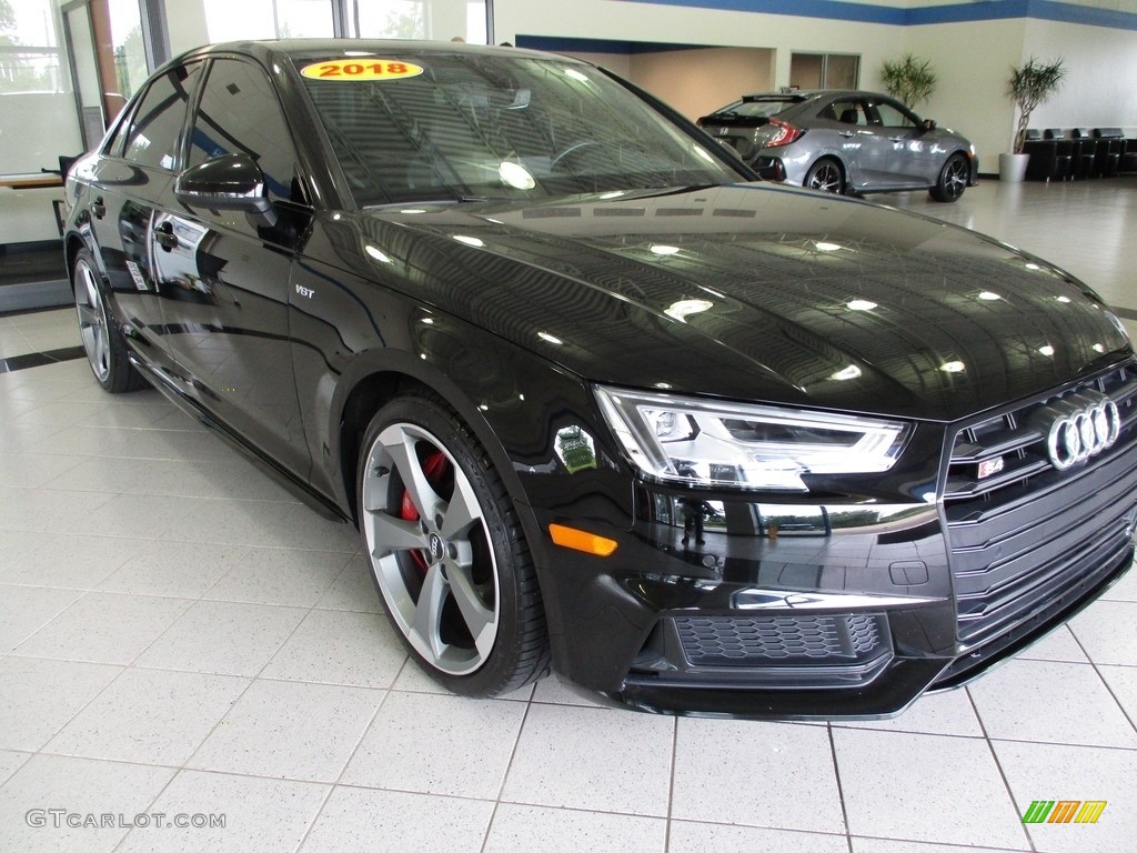 2018 S4 Prestige quattro Sedan - Mythos Black Metallic / Black photo #3