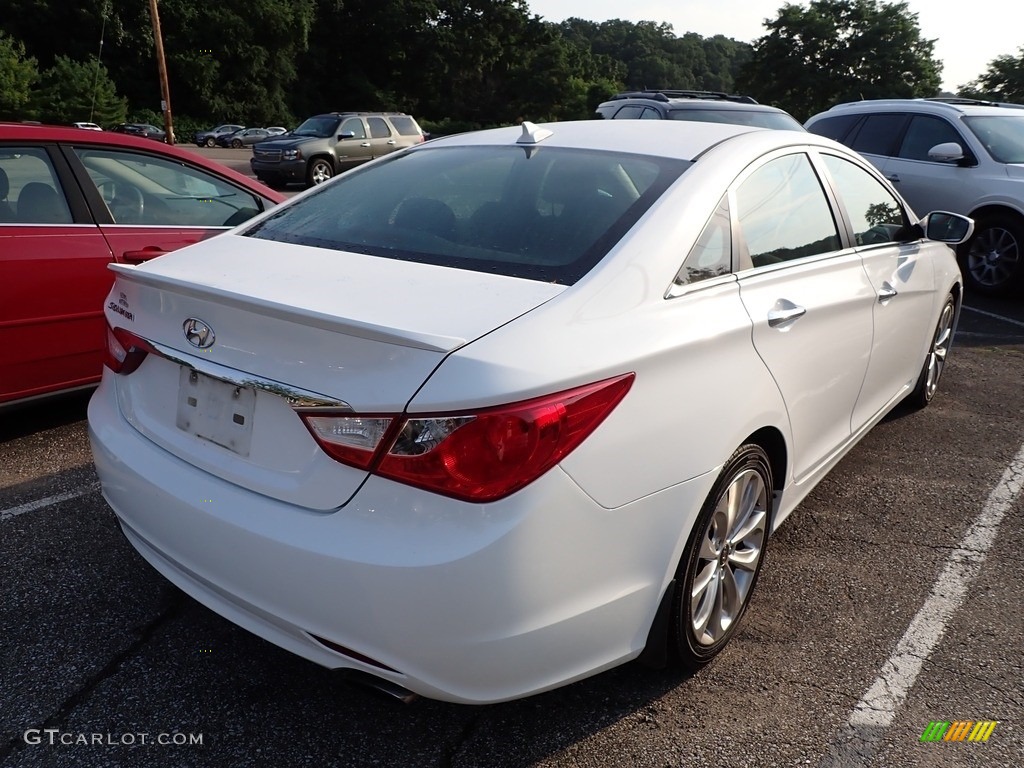 2013 Sonata SE - Shimmering White / Black photo #4