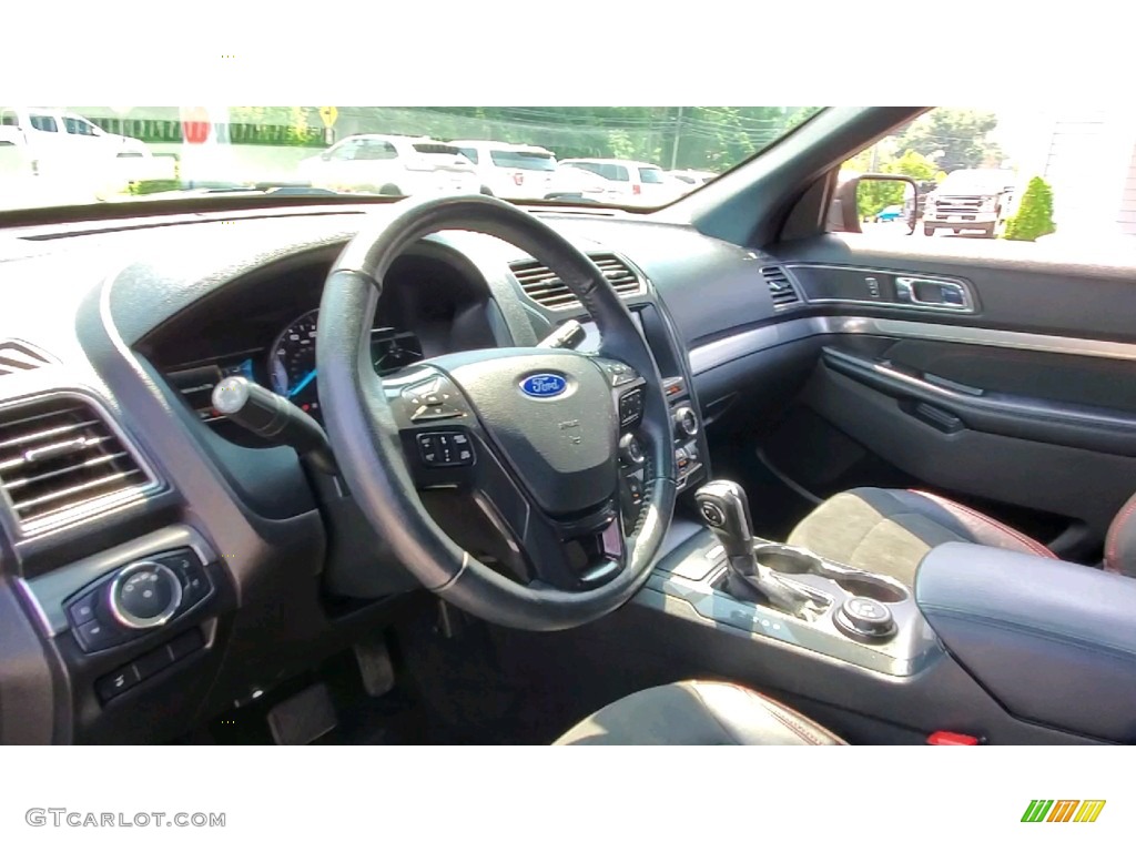 2018 Explorer XLT 4WD - Burgundy Velvet / Ebony Black photo #11