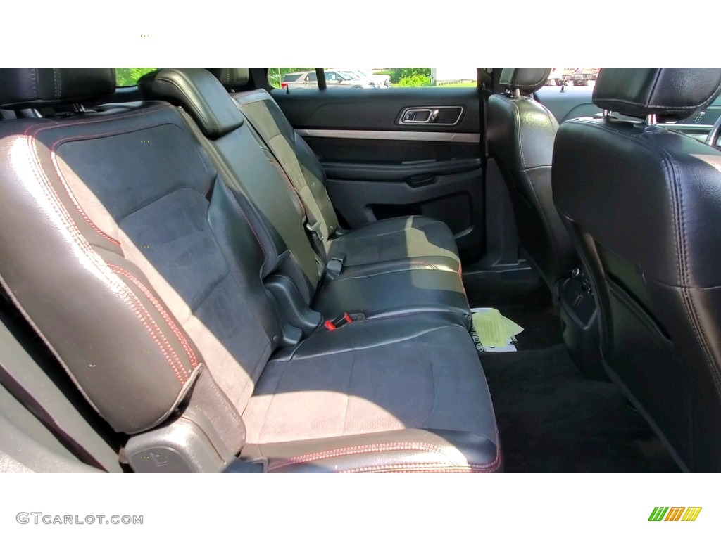 2018 Explorer XLT 4WD - Burgundy Velvet / Ebony Black photo #24