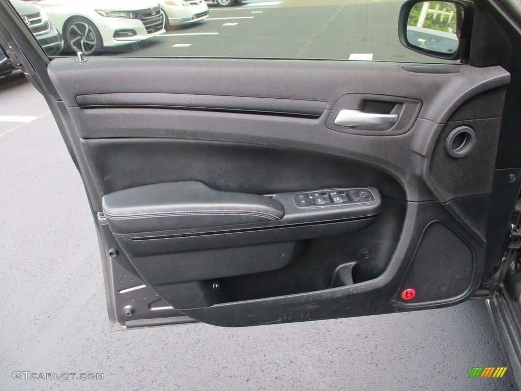 2014 Chrysler 300 S AWD Black Door Panel Photo #142485129