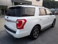 2018 Oxford White Ford Expedition XLT 4x4  photo #2