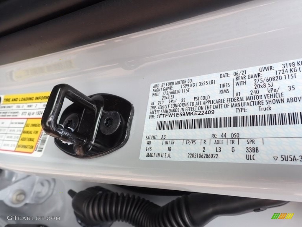 2021 F150 STX SuperCrew 4x4 - Star White / Black photo #16