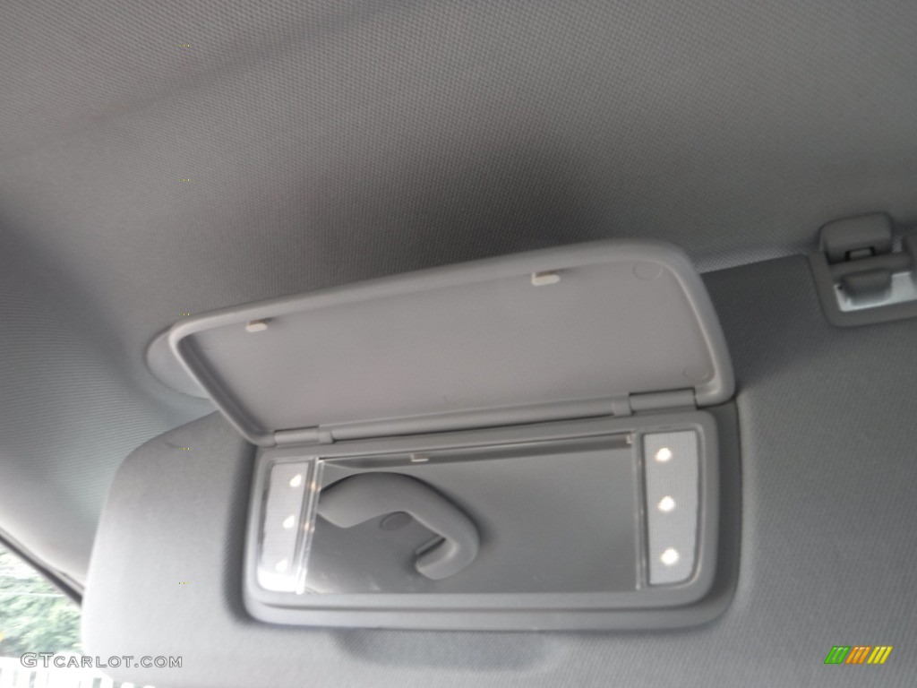 2019 Equinox LS - Ivy Green Metallic / Medium Ash Gray photo #21