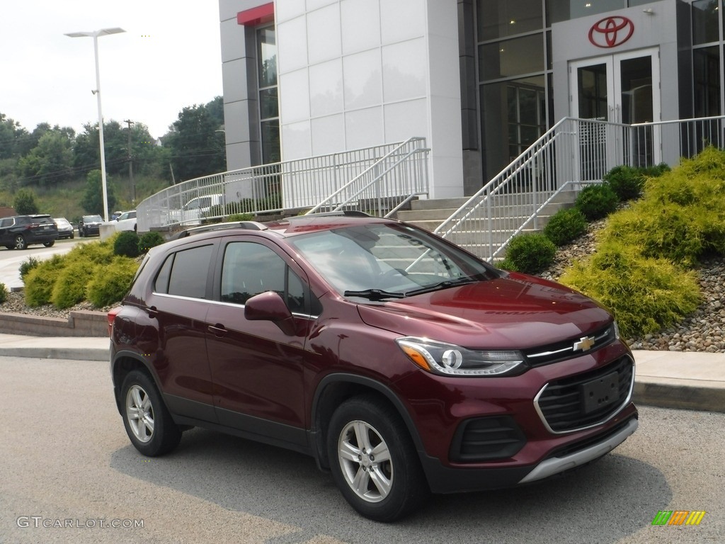 2017 Trax LT AWD - Crimson Metallic / Jet Black photo #1