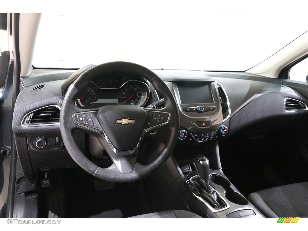2018 Cruze LT - Graphite Metallic / Jet Black photo #6