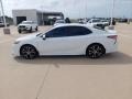 Super White - Camry SE Photo No. 4