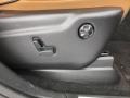 Brilliant Black Crystal Pearl - Grand Cherokee Overland 4x4 Photo No. 41