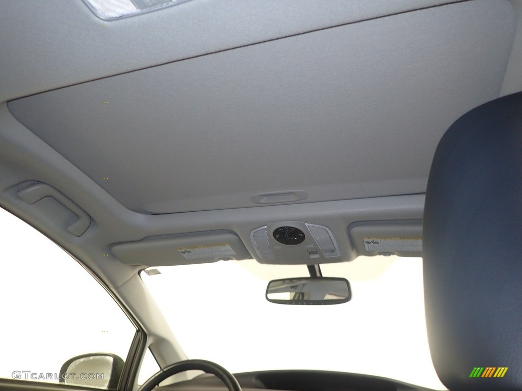 2014 Prius Four Hybrid - Winter Gray Metallic / Misty Gray photo #2