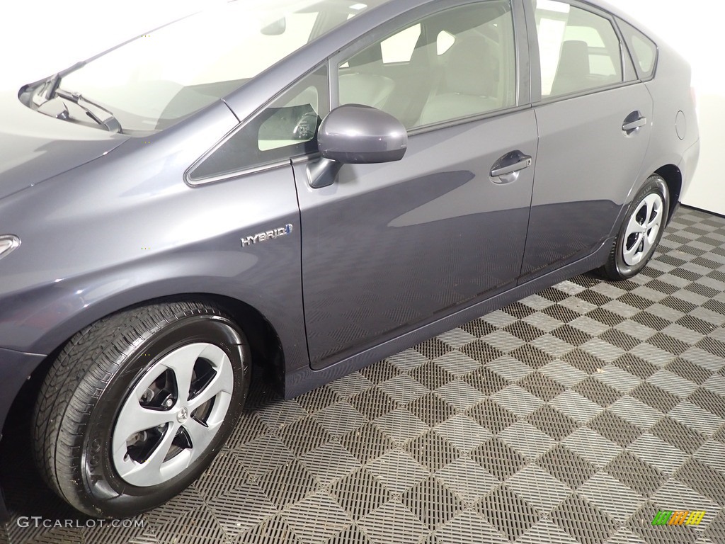 2014 Prius Four Hybrid - Winter Gray Metallic / Misty Gray photo #12
