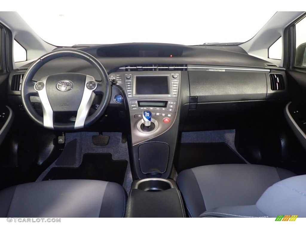 2014 Prius Four Hybrid - Winter Gray Metallic / Misty Gray photo #26