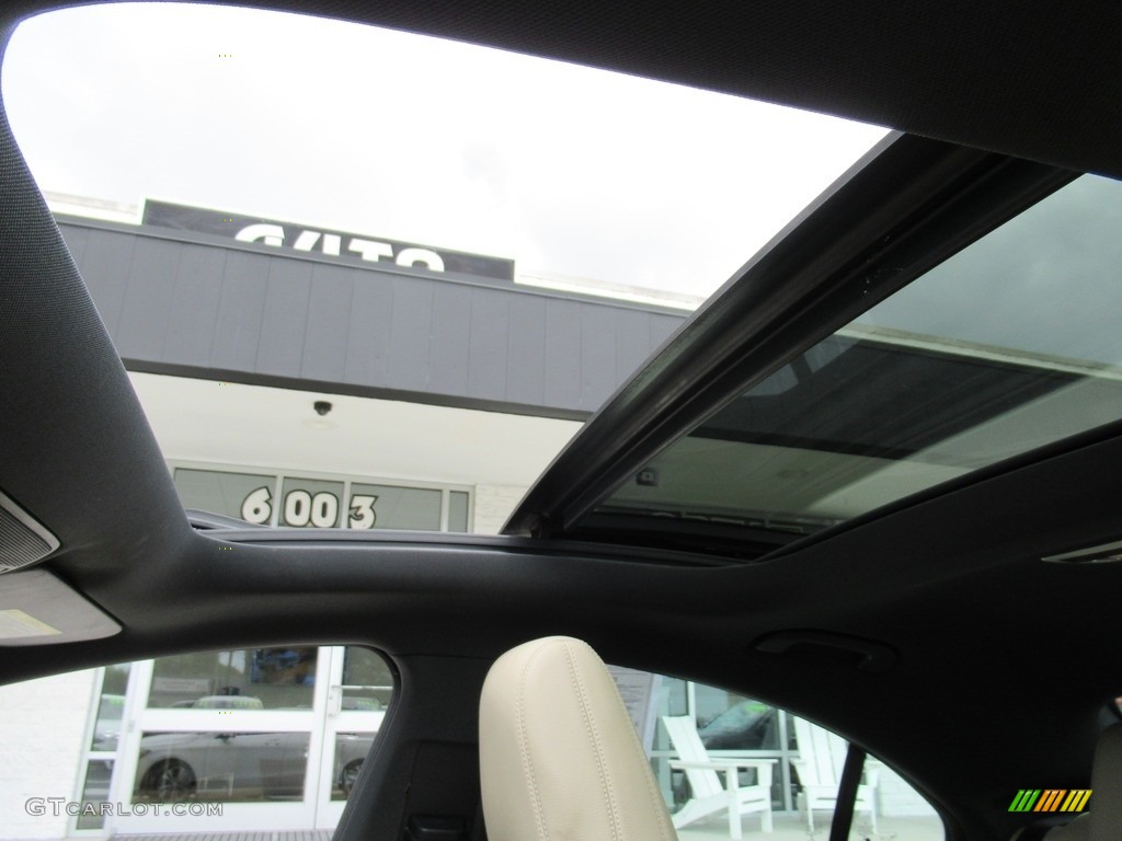 2014 CLA 250 - Cirrus White / Beige photo #12