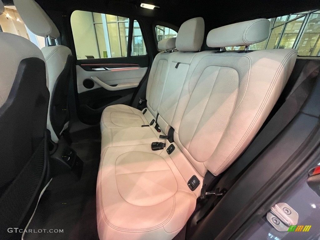 Oyster Interior 2021 BMW X1 xDrive28i Photo #142505580