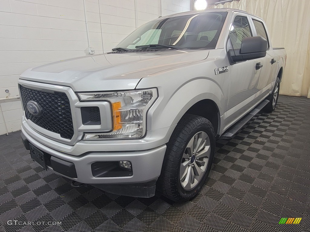 2018 F150 XL SuperCrew 4x4 - Ingot Silver / Earth Gray photo #4