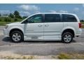 Stone White - Grand Caravan American Value Package Photo No. 7