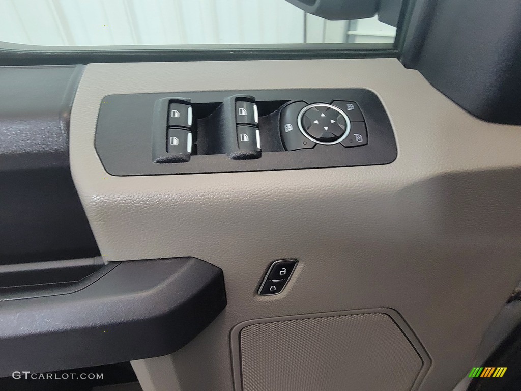 2018 F150 XL SuperCrew 4x4 - Ingot Silver / Earth Gray photo #12