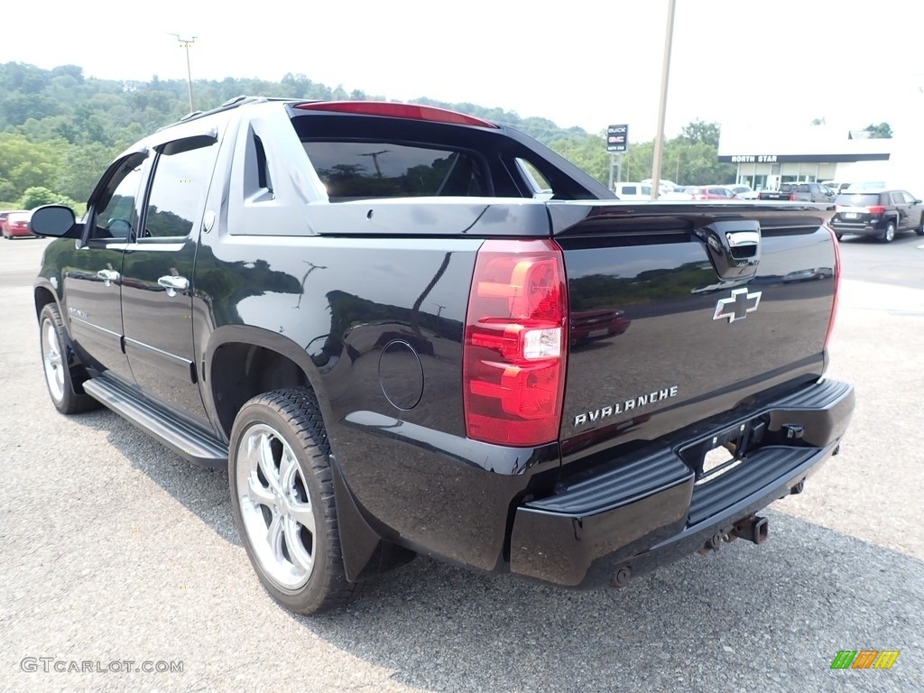 2013 Avalanche LT 4x4 Black Diamond Edition - Black / Ebony photo #6