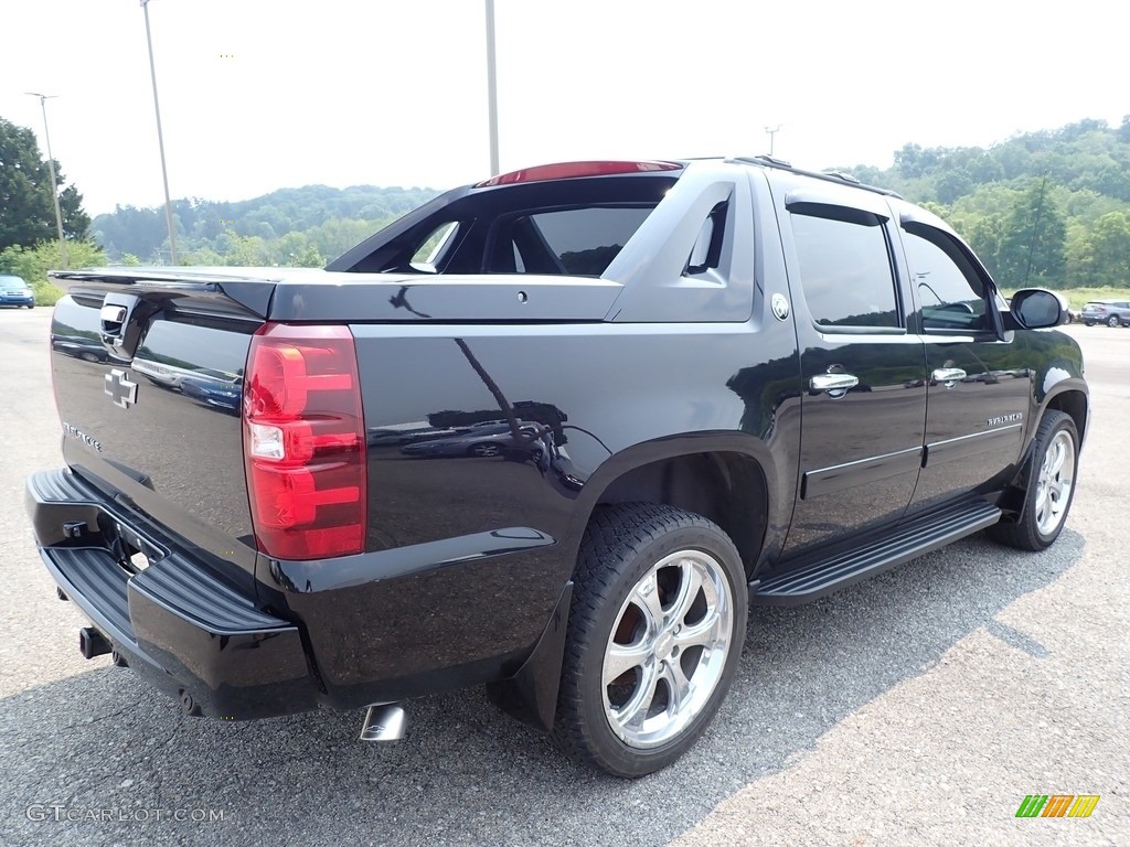 2013 Avalanche LT 4x4 Black Diamond Edition - Black / Ebony photo #8