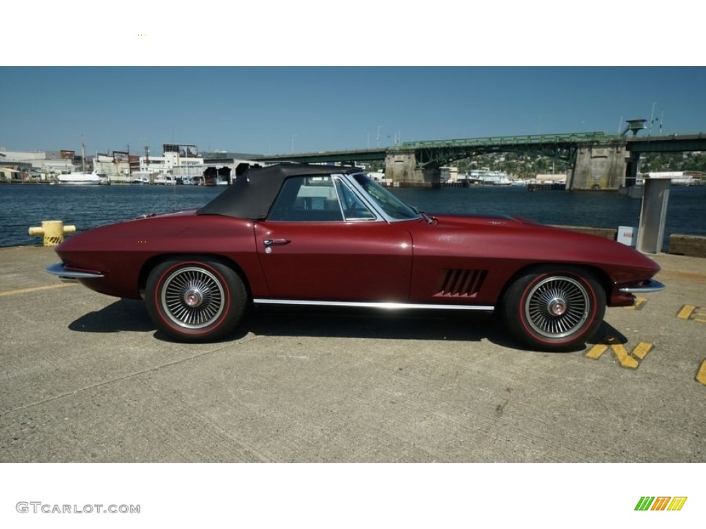 Marlboro Maroon 1967 Chevrolet Corvette Convertible Exterior Photo #142506918
