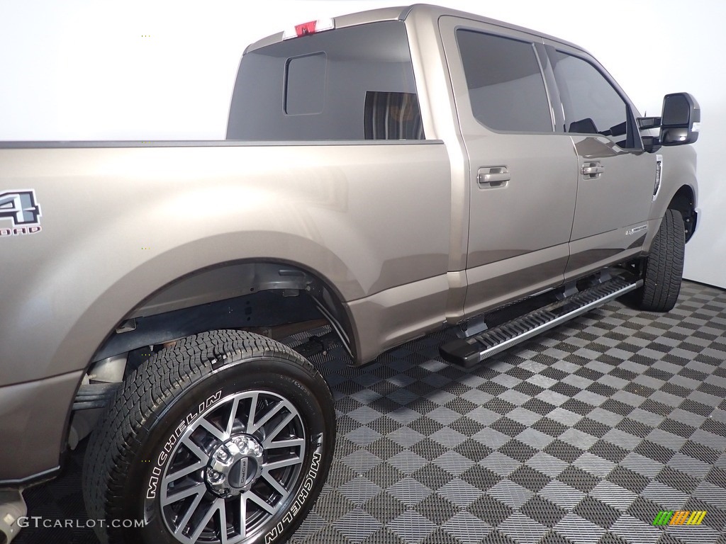 2019 F250 Super Duty Lariat Crew Cab 4x4 - Stone Gray / Dark Marsala photo #19