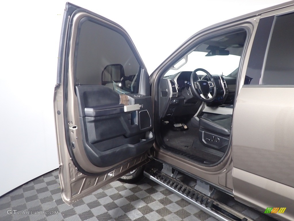 2019 F250 Super Duty Lariat Crew Cab 4x4 - Stone Gray / Dark Marsala photo #21