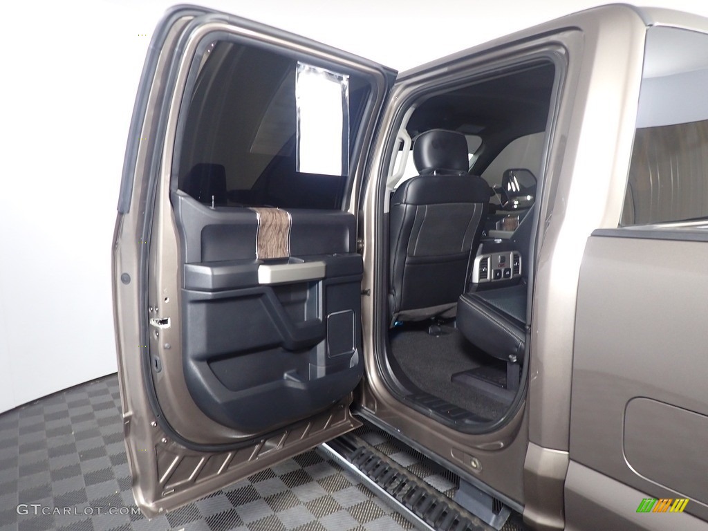 2019 F250 Super Duty Lariat Crew Cab 4x4 - Stone Gray / Dark Marsala photo #37