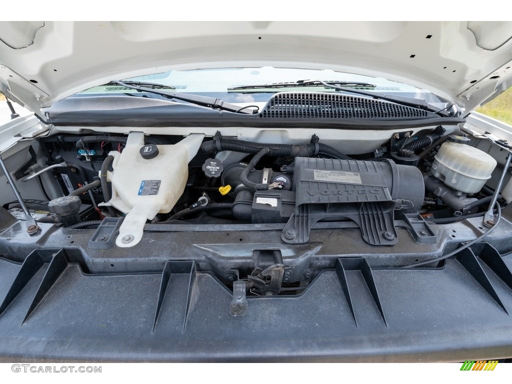 2015 GMC Savana Van 2500 Cargo Engine Photos