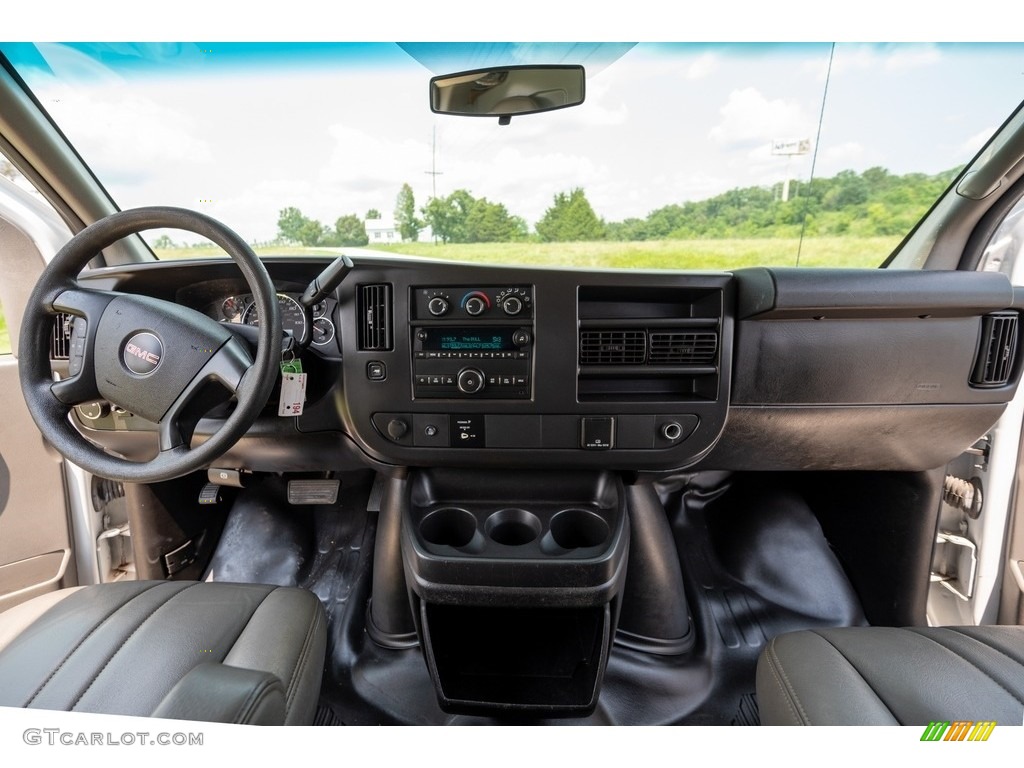2015 GMC Savana Van 2500 Cargo Dashboard Photos