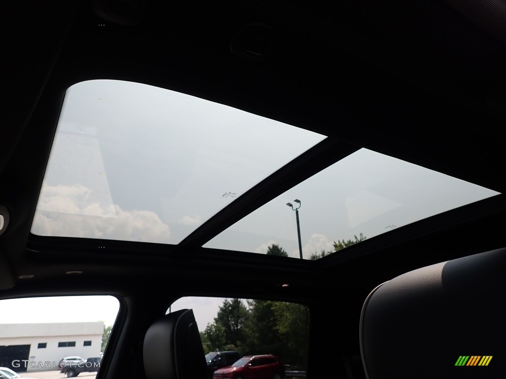 2021 Ram 1500 Laramie Crew Cab 4x4 Sunroof Photos