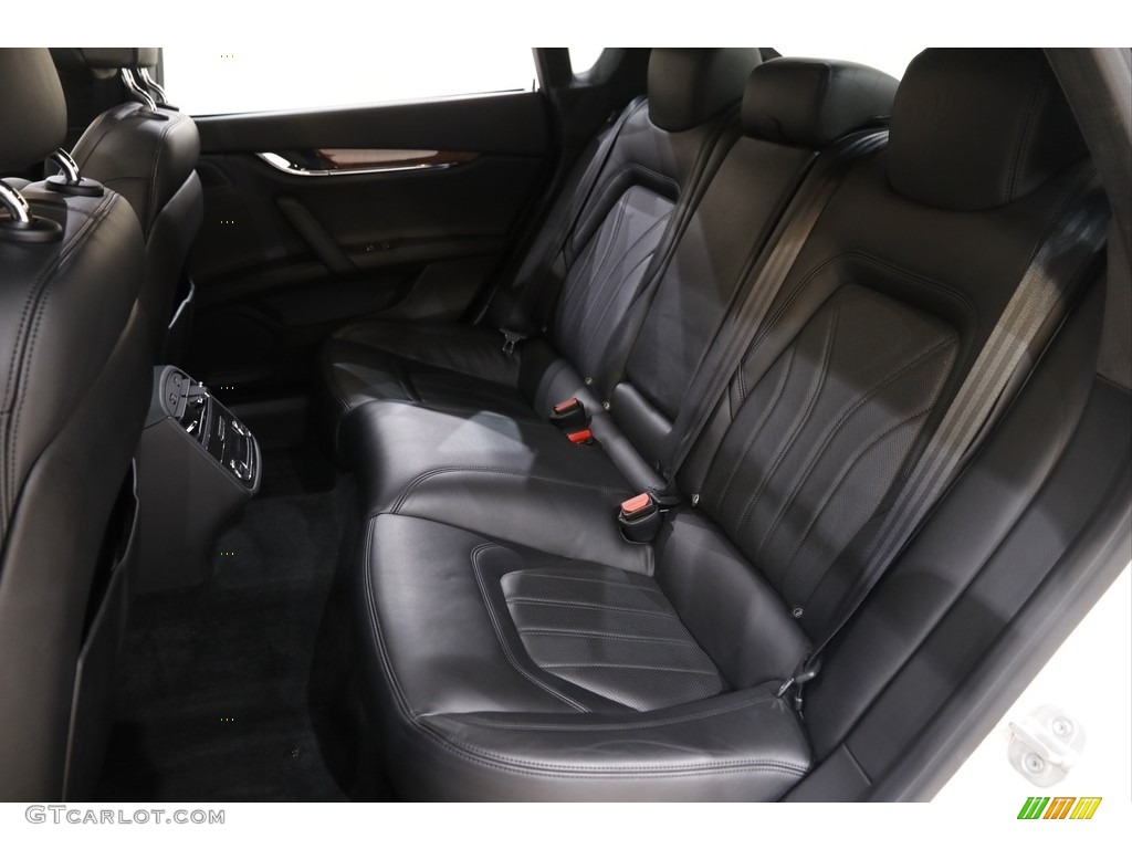 2014 Quattroporte S Q4 AWD - Bianco (White) / Nero photo #21