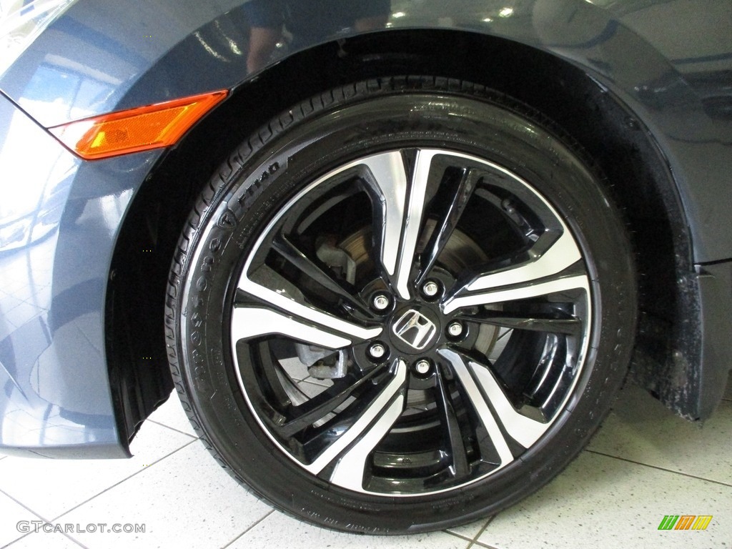 2017 Honda Civic Touring Sedan Wheel Photos