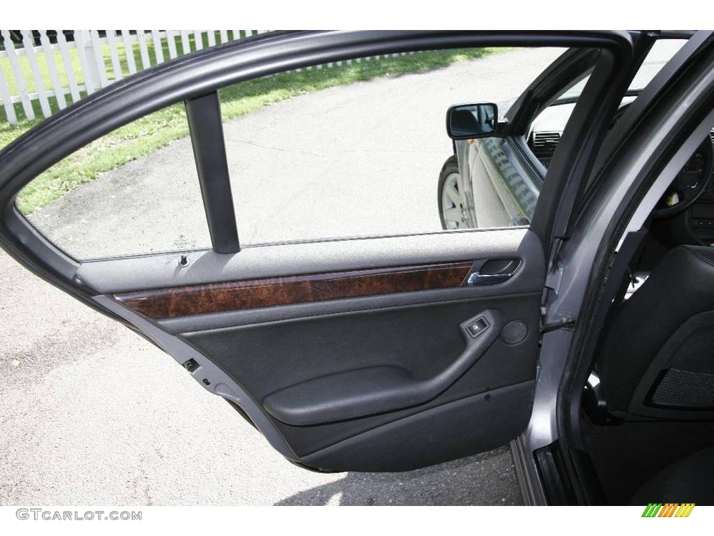 2004 3 Series 325xi Sedan - Silver Grey Metallic / Black photo #16