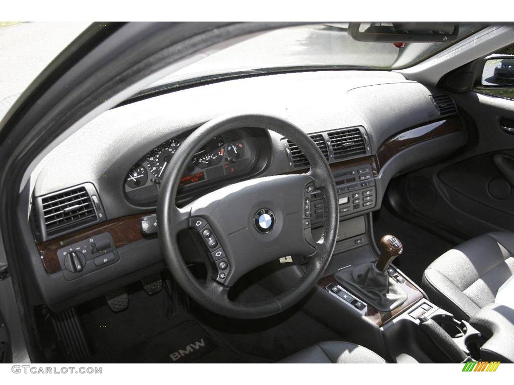 2004 3 Series 325xi Sedan - Silver Grey Metallic / Black photo #18