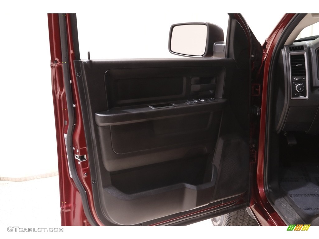 2019 1500 Classic Tradesman Quad Cab 4x4 - Delmonico Red Pearl / Black/Diesel Gray photo #4