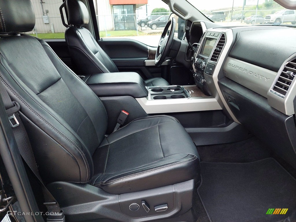 2017 F350 Super Duty Lariat Crew Cab 4x4 - Shadow Black / Black photo #30