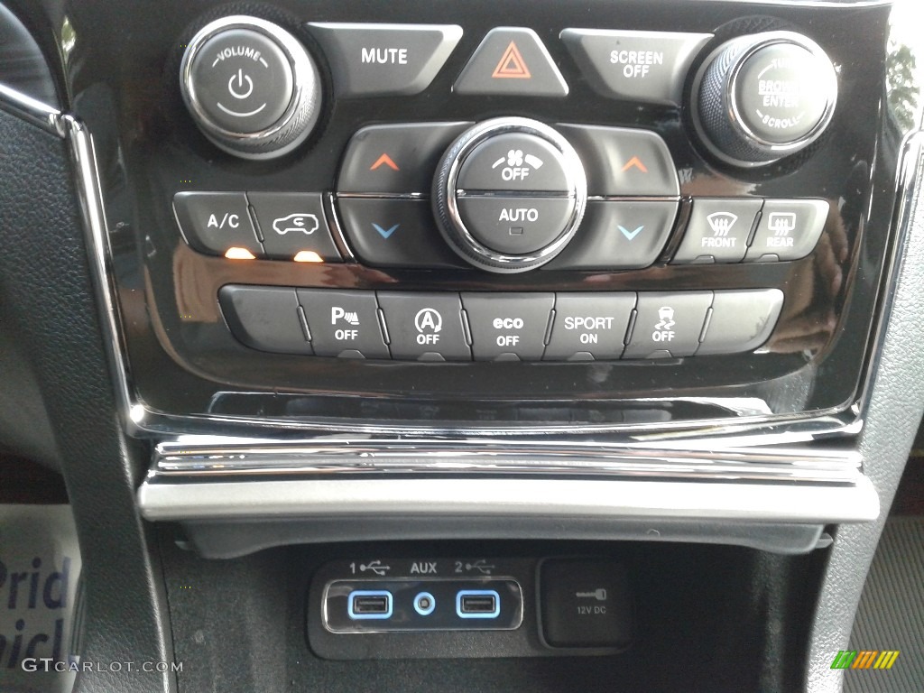2021 Jeep Grand Cherokee Limited 4x4 Controls Photo #142519558