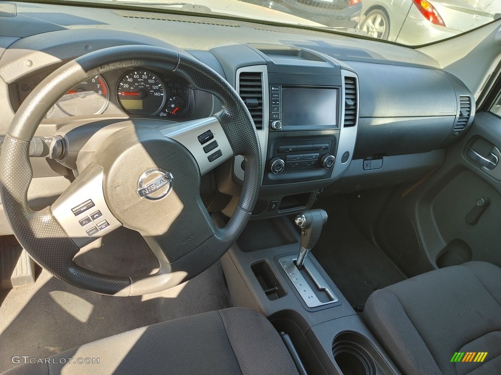 2019 Nissan Frontier S King Cab Dashboard Photos