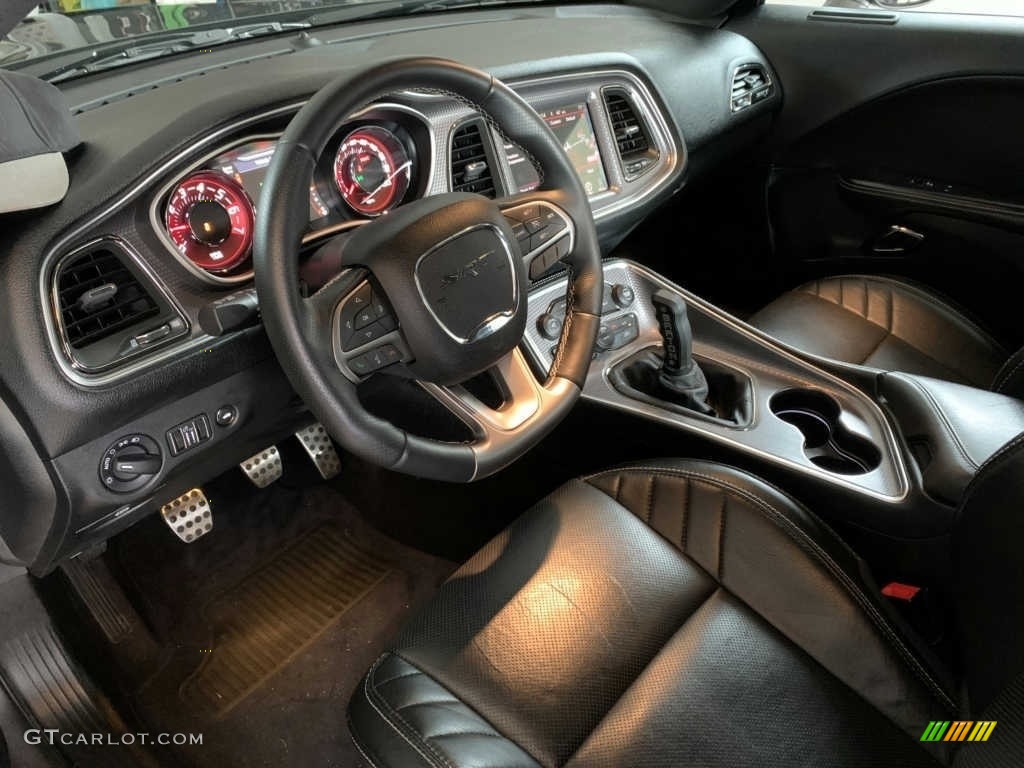 Black Interior 2016 Dodge Challenger SRT Hellcat Photo #142522531