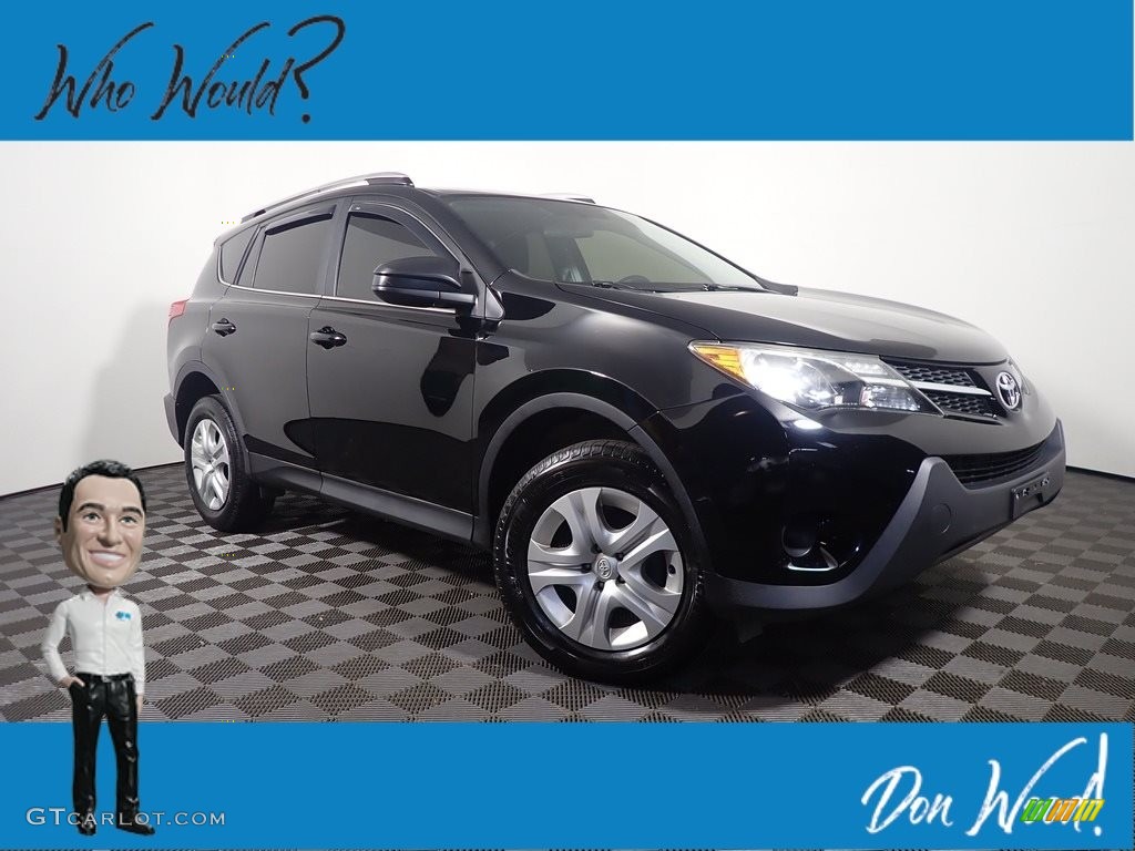 2015 RAV4 LE - Black / Black photo #1