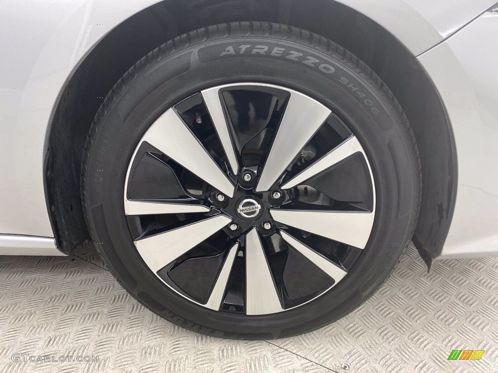 2019 Nissan Altima SL Wheel Photo #142524277