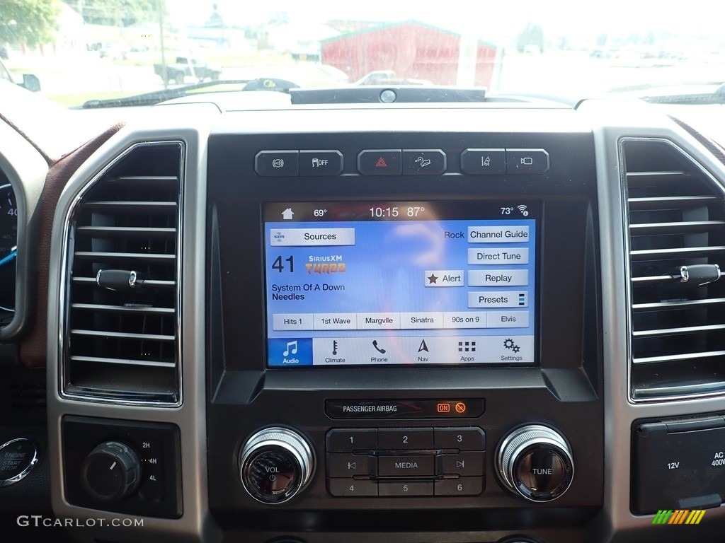 2019 Ford F450 Super Duty Platinum Crew Cab 4x4 Controls Photo #142526058