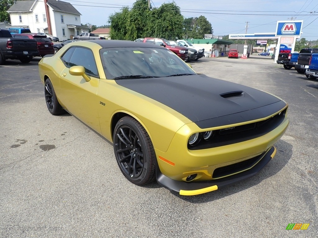 Gold Rush 2021 Dodge Challenger R/T Scat Pack Exterior Photo #142527321