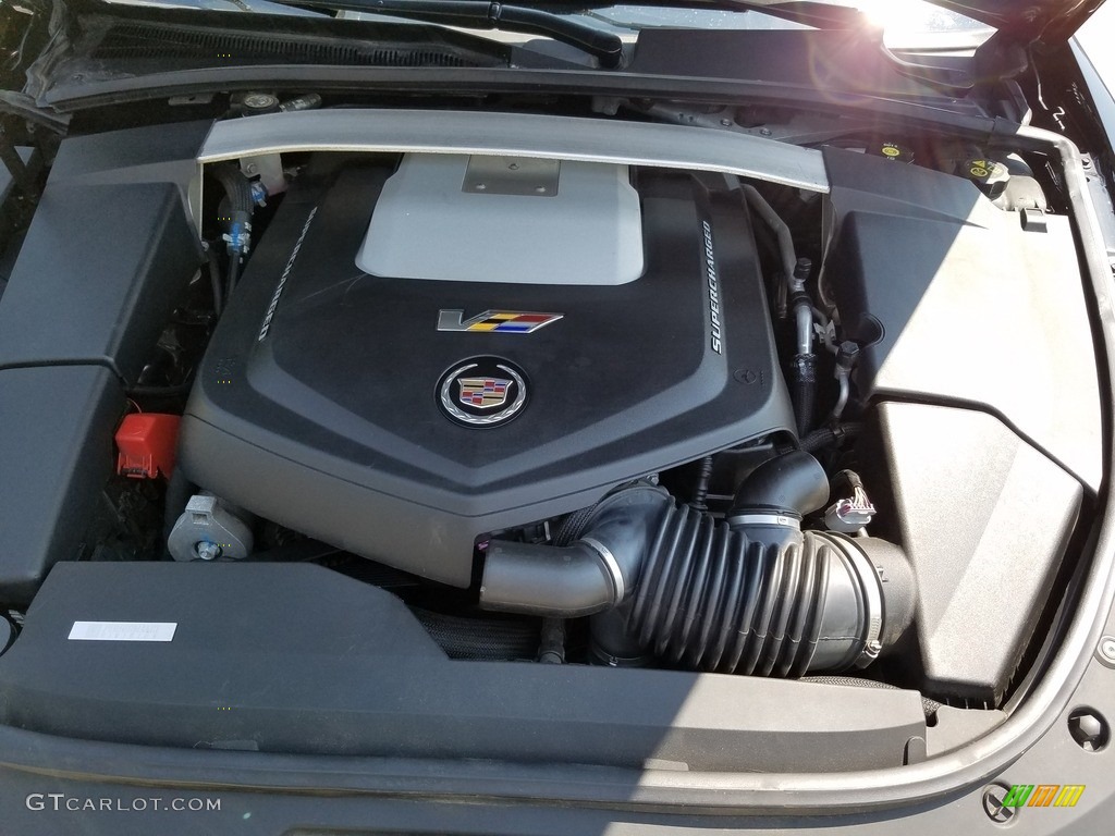 2014 Cadillac CTS -V Coupe Engine Photos