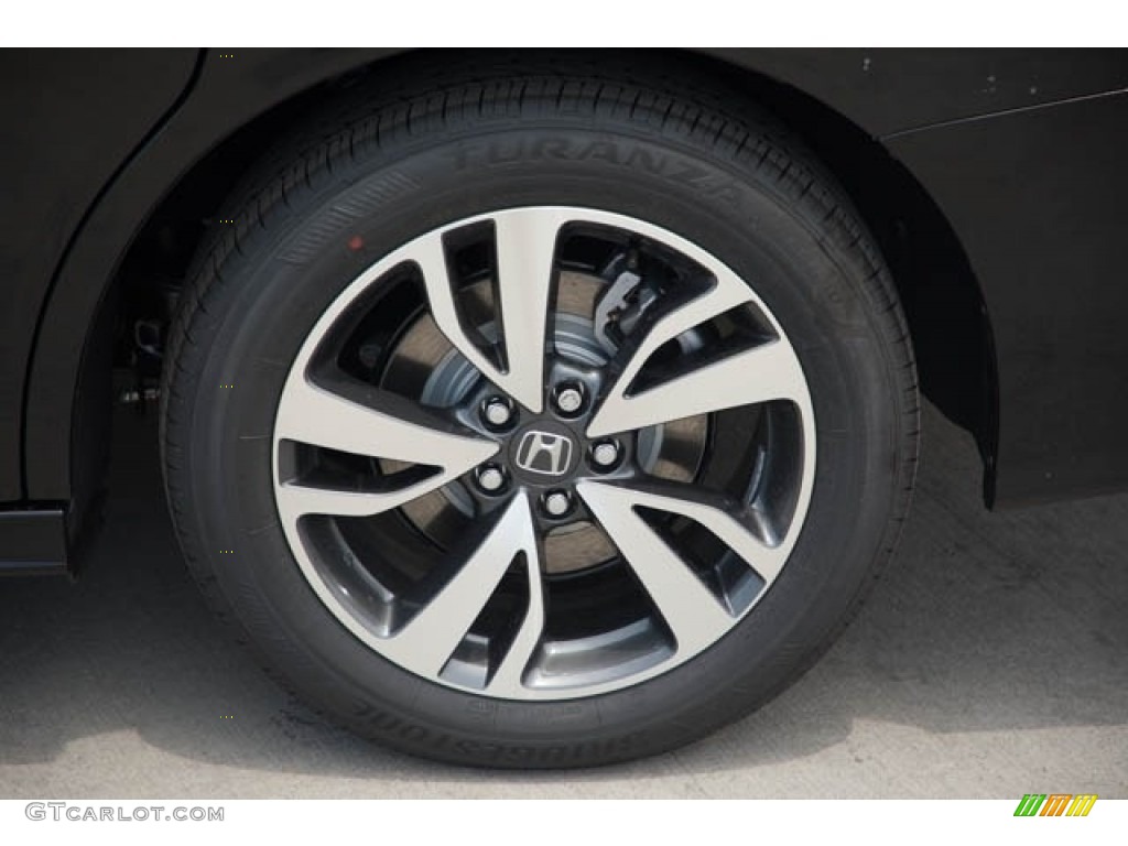 2022 Honda Odyssey Touring Wheel Photo #142533757