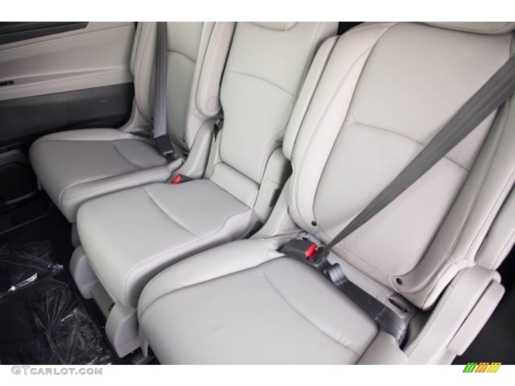 Gray Interior 2022 Honda Odyssey Touring Photo #142533940