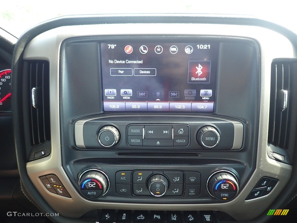 2016 GMC Sierra 2500HD Denali Crew Cab 4x4 Controls Photo #142534867