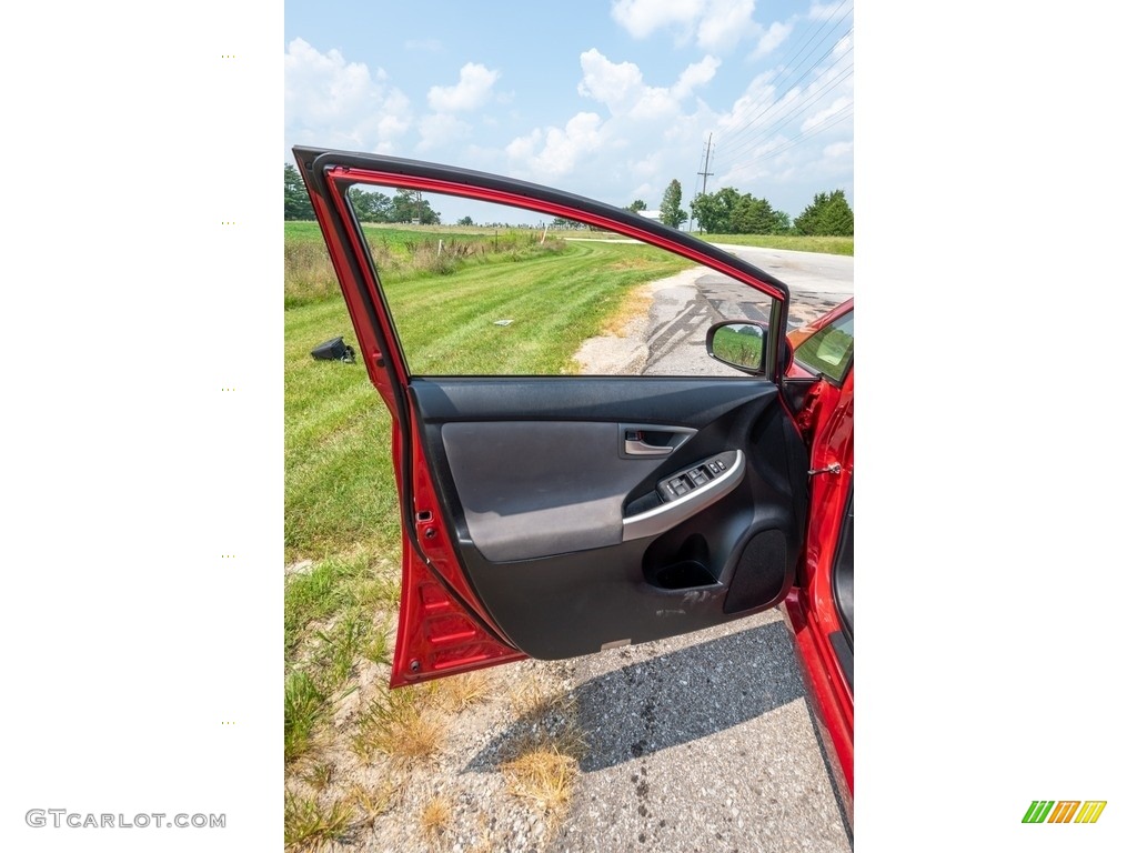 2014 Prius Two Hybrid - Barcelona Red Metallic / Misty Gray photo #20