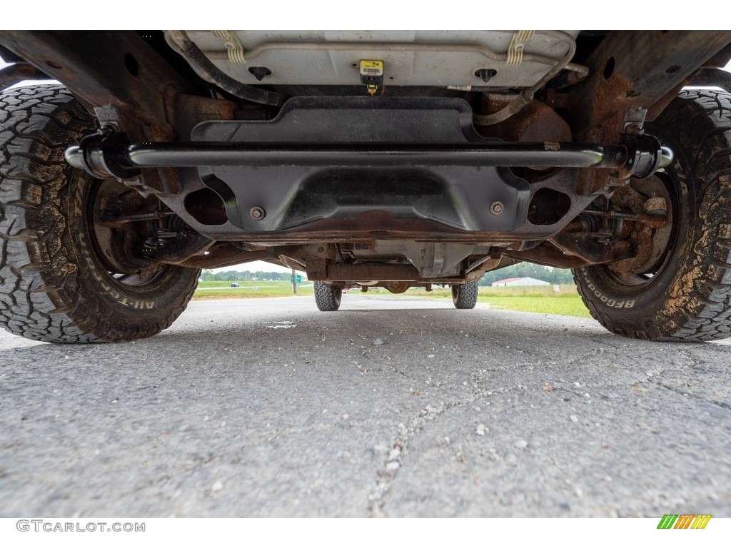 2012 Chevrolet Express 2500 Cargo Van Undercarriage Photos